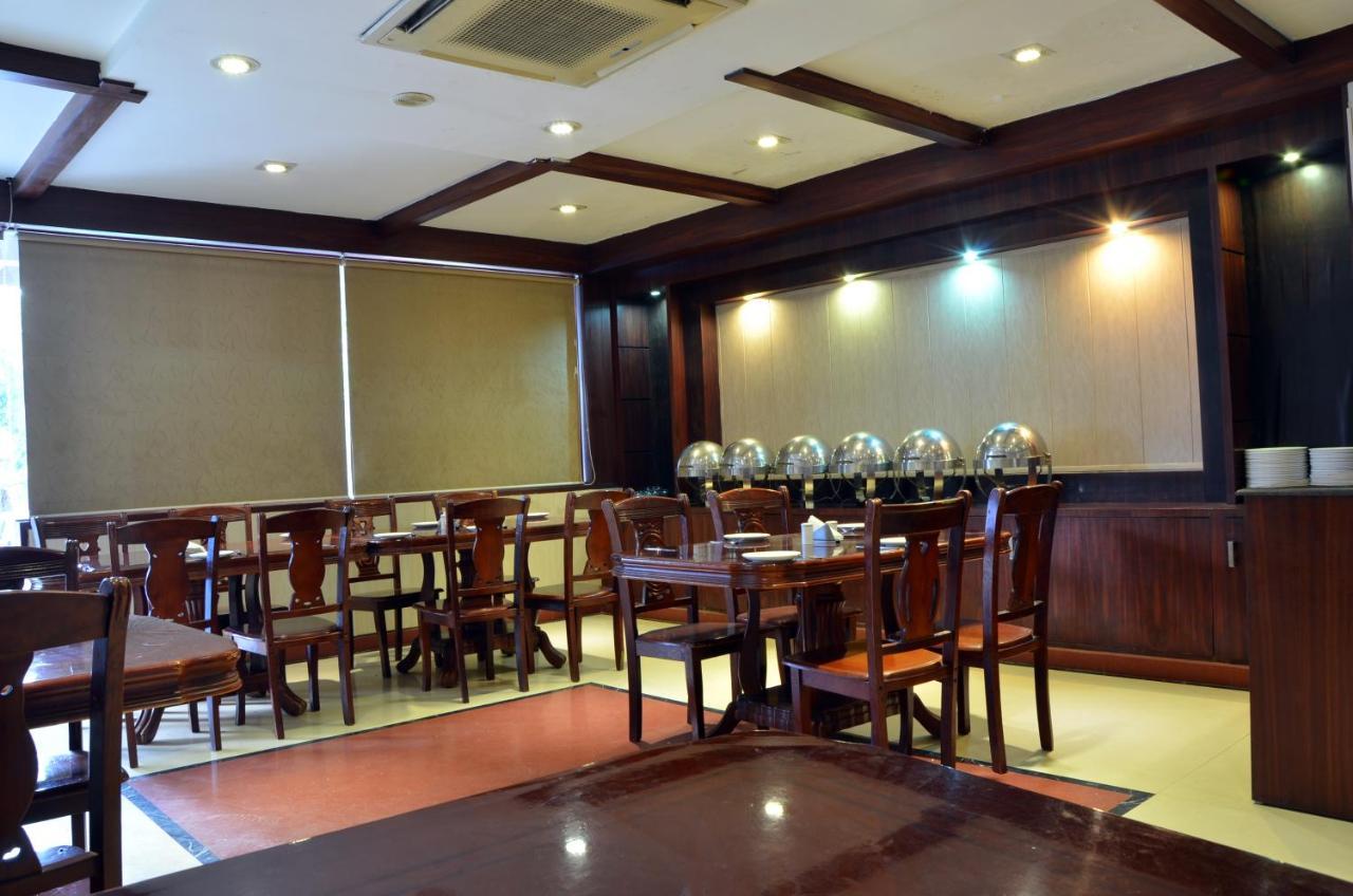 Hotel Bhoomivilas Agra  Luaran gambar